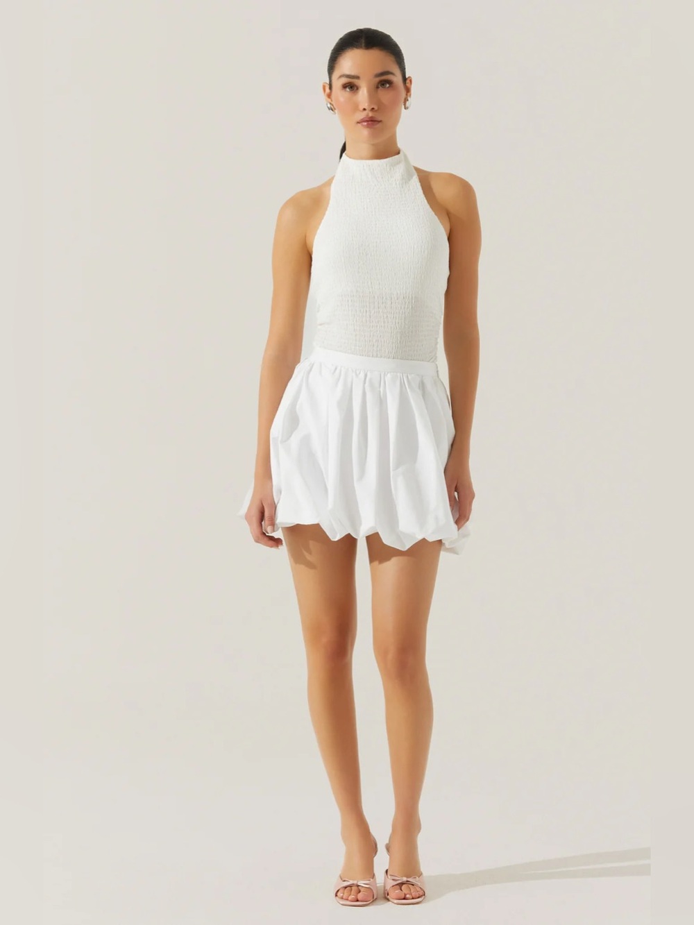 Astr the label - Gwyneth Textured Halter Neck Top size XS